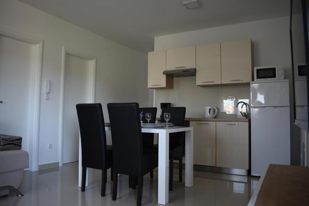 Apartments Rena Šibenik Esterno foto